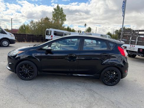 Used 2019 Ford Fiesta ST-Line FWD image 2
