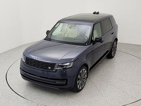 New 2026 Land Rover Range Rover Long Wheelbase SE AWD/4WD image 13