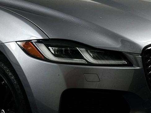 Used 2024 Jaguar F-PACE R-Dynamic S AWD/4WD image 15