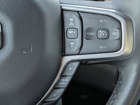 Used 2025 RAM 1500 Big Horn AWD/4WD image 27