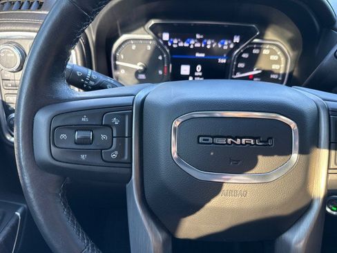 Used 2022 GMC Sierra 3500 Denali w/ Denali Ultimate Package AWD/4WD image 25