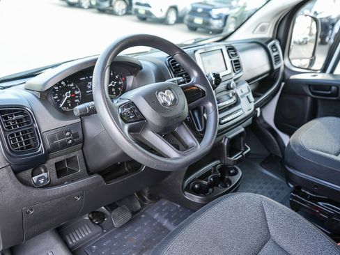 Used 2023 RAM ProMaster 2500 image 12