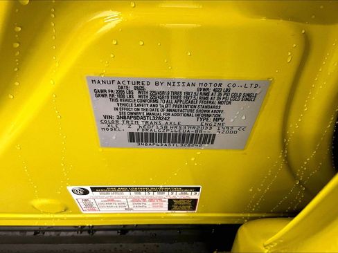 New 2026 Nissan Kicks SR w/ Cold Weather Package FWD image 37