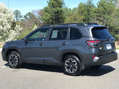 Certified 2025 Subaru Forester Premium w/ Protection Package image 4