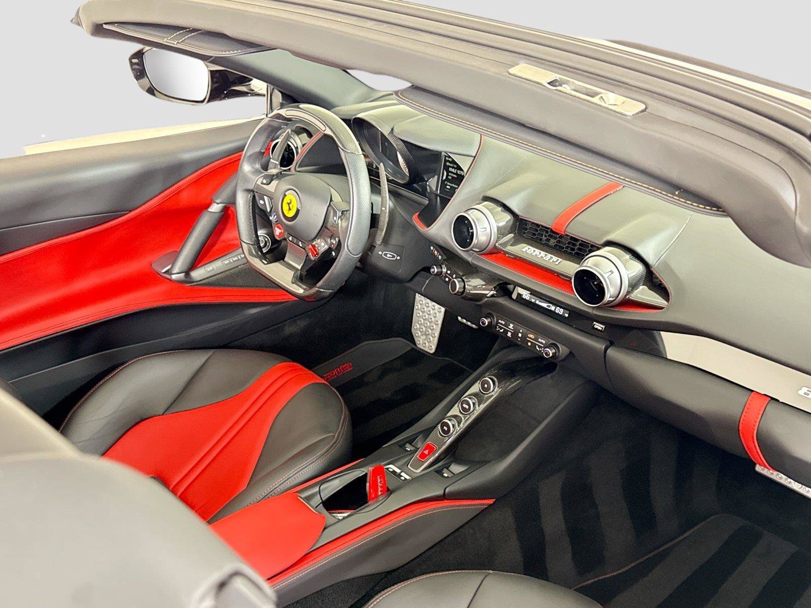 Used 2021 Ferrari 812 GTS RWD image 32