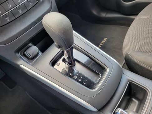 Used 2016 Nissan Sentra S FWD image 17