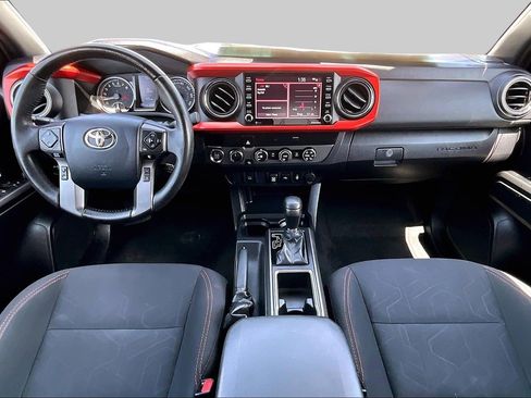 Used 2020 Toyota Tacoma TRD Off-Road AWD/4WD image 14