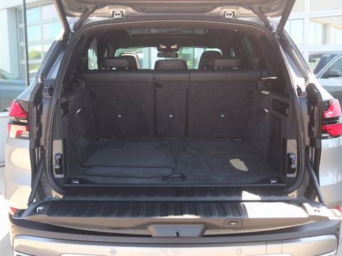 Used 2025 BMW X5 xDrive40i w/ Climate Comfort Package image 31