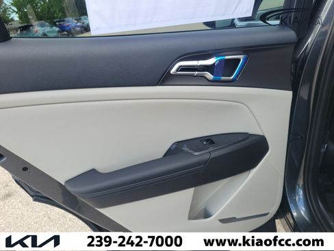 New 2026 Kia Sportage EX FWD image 11
