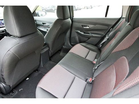 New 2026 Nissan Sentra SR w/ Floor Mat Package FWD image 11