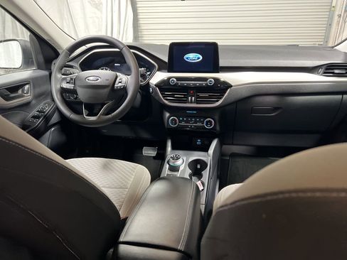 Used 2022 Ford Escape SE w/ Convenience Package image 13