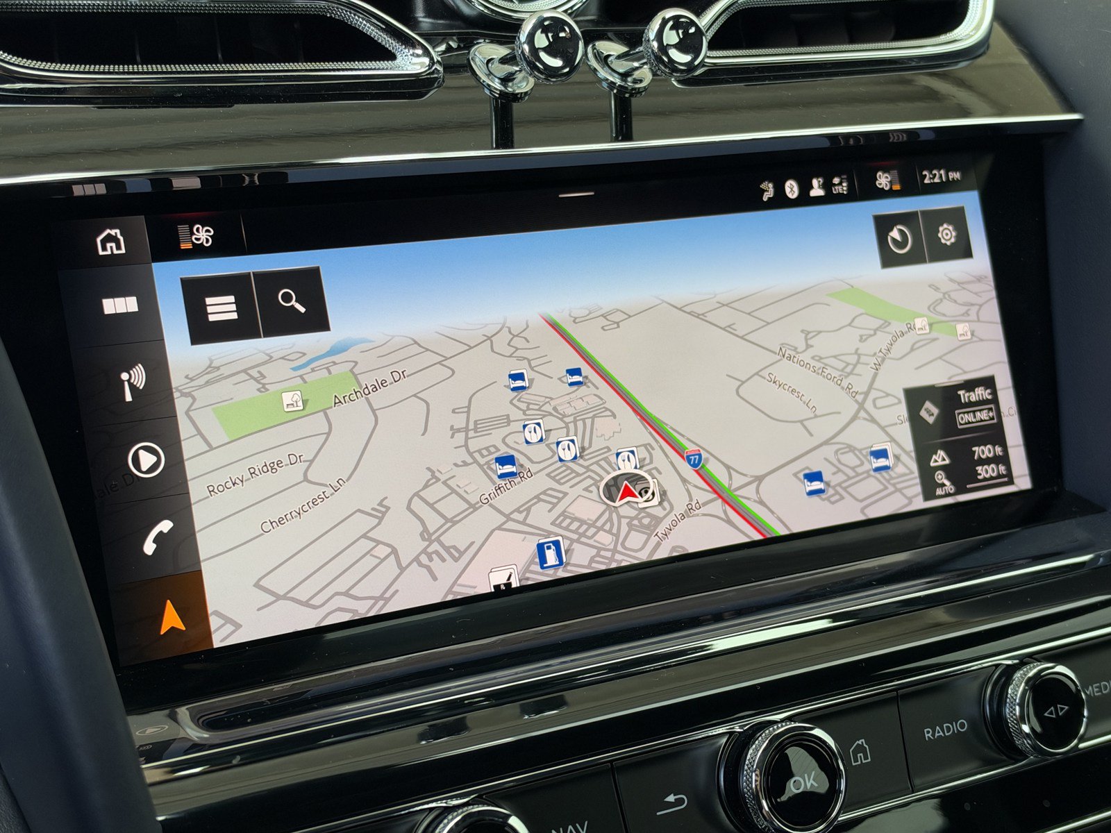 Certified 2021 Bentley Bentayga AWD/4WD image 20