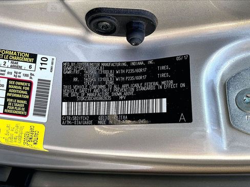 Used 2017 Toyota Sienna LE image 19