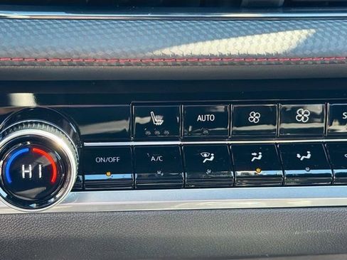 New 2026 Chevrolet Equinox RS w/ LPO, Floor Liner Package image 29