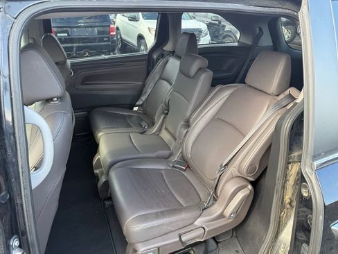 Certified 2018 Honda Odyssey EX-L image 6