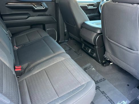 Certified 2024 GMC Sierra 1500 Elevation RWD image 18