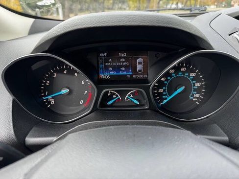 Used 2016 Ford Escape SE image 36