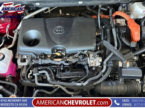 Used 2025 Toyota RAV4 XLE AWD/4WD image 25