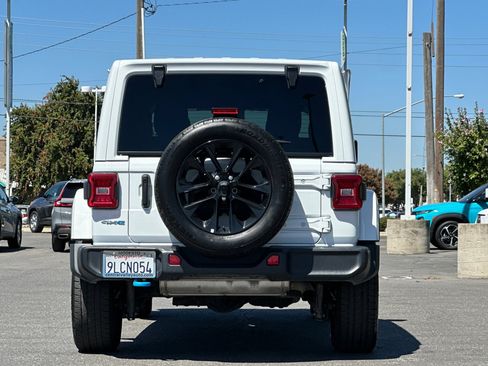 Certified 2024 Jeep Wrangler Unlimited Sahara AWD/4WD image 5