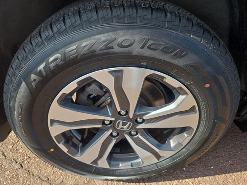 Used 2019 Honda CR-V LX image 10