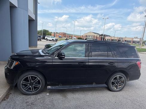 Used 2020 Ford Expedition Limited w/ Equipment Group 303A AWD/4WD image 4