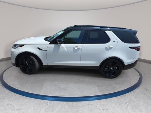 Certified 2025 Land Rover Discovery Dynamic SE AWD/4WD image 8
