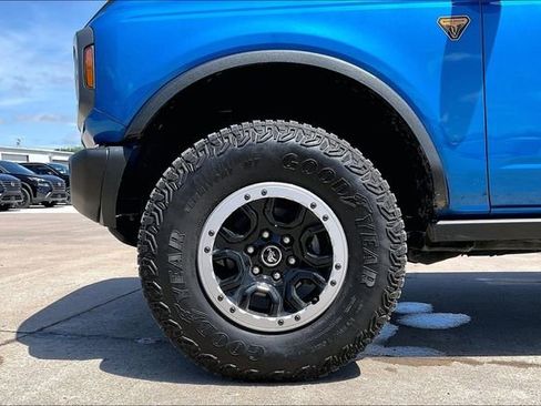 Used 2022 Ford Bronco Badlands AWD/4WD image 10