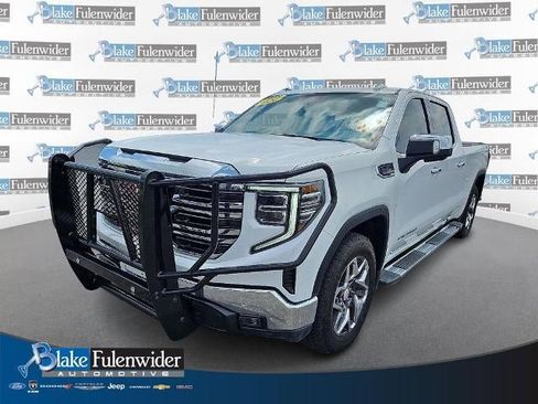 Used 2024 GMC Sierra 1500 SLT w/ SLT Premium Plus Package AWD/4WD image 1