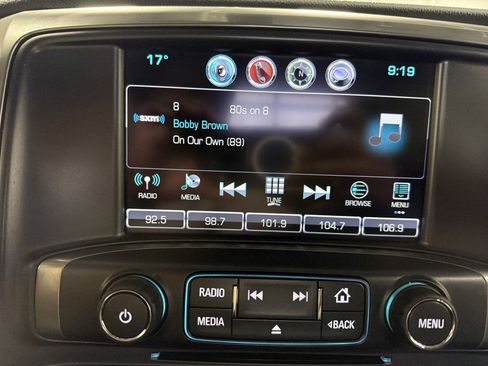 Used 2018 Chevrolet Silverado 1500 LT w/ All Star Edition image 22