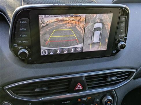 Used 2019 Hyundai Santa Fe AWD image 12