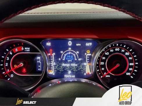 Used 2021 Jeep Gladiator Rubicon w/ Dual Top Group AWD/4WD image 12