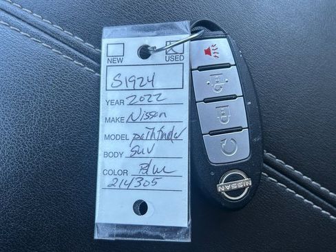 Used 2022 Nissan Pathfinder SV image 38