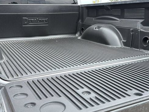 Used 2025 RAM 1500 Laramie AWD/4WD image 27