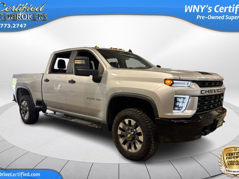 Used 2023 Chevrolet Silverado 2500 Custom w/ Custom Value Package image 3