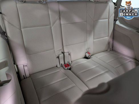 Used 2022 Cadillac Escalade Premium Luxury Platinum image 27