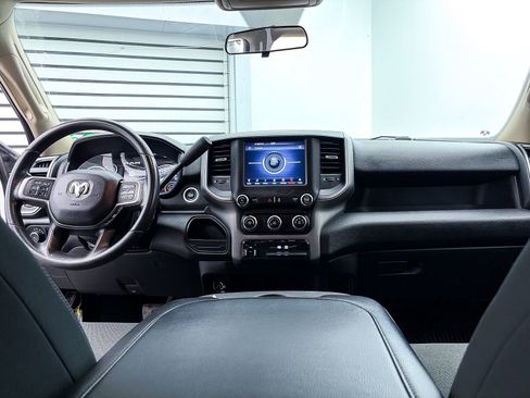 Used 2020 RAM 3500 Tradesman image 21