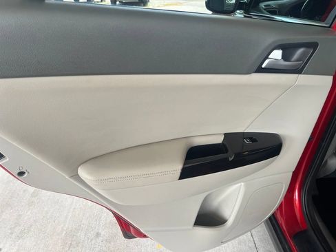 Used 2019 Kia Sportage EX AWD/4WD image 10