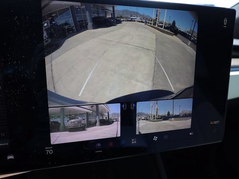Used 2022 Tesla Model X Plaid AWD/4WD image 13