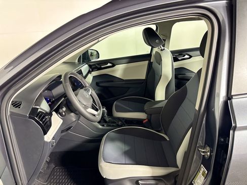 New 2025 Volkswagen Taos S image 11