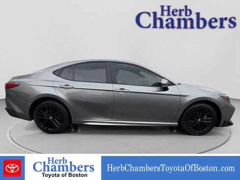 Used 2026 Toyota Camry SE w/ Convenience Package AWD/4WD image 11