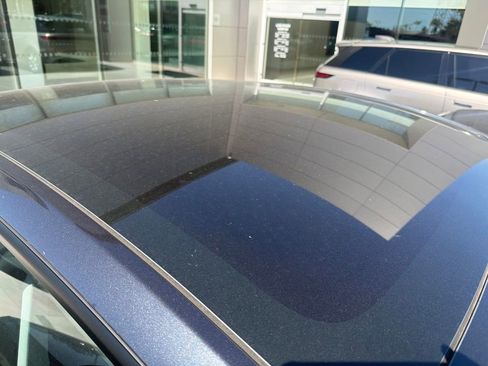 Used 2025 Tesla Model Y Long Range RWD image 4