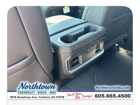 New 2026 GMC Sierra 2500 SLT w/ SLT Convenience Package image 16