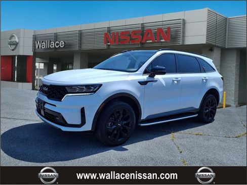 Used 2022 Kia Sorento SX image 1