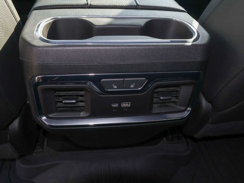 Used 2024 GMC Sierra 2500 Denali w/ Denali Reserve Package AWD/4WD image 13