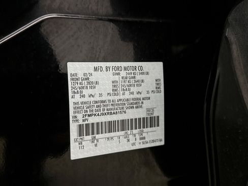 Used 2024 Ford Edge SEL image 9