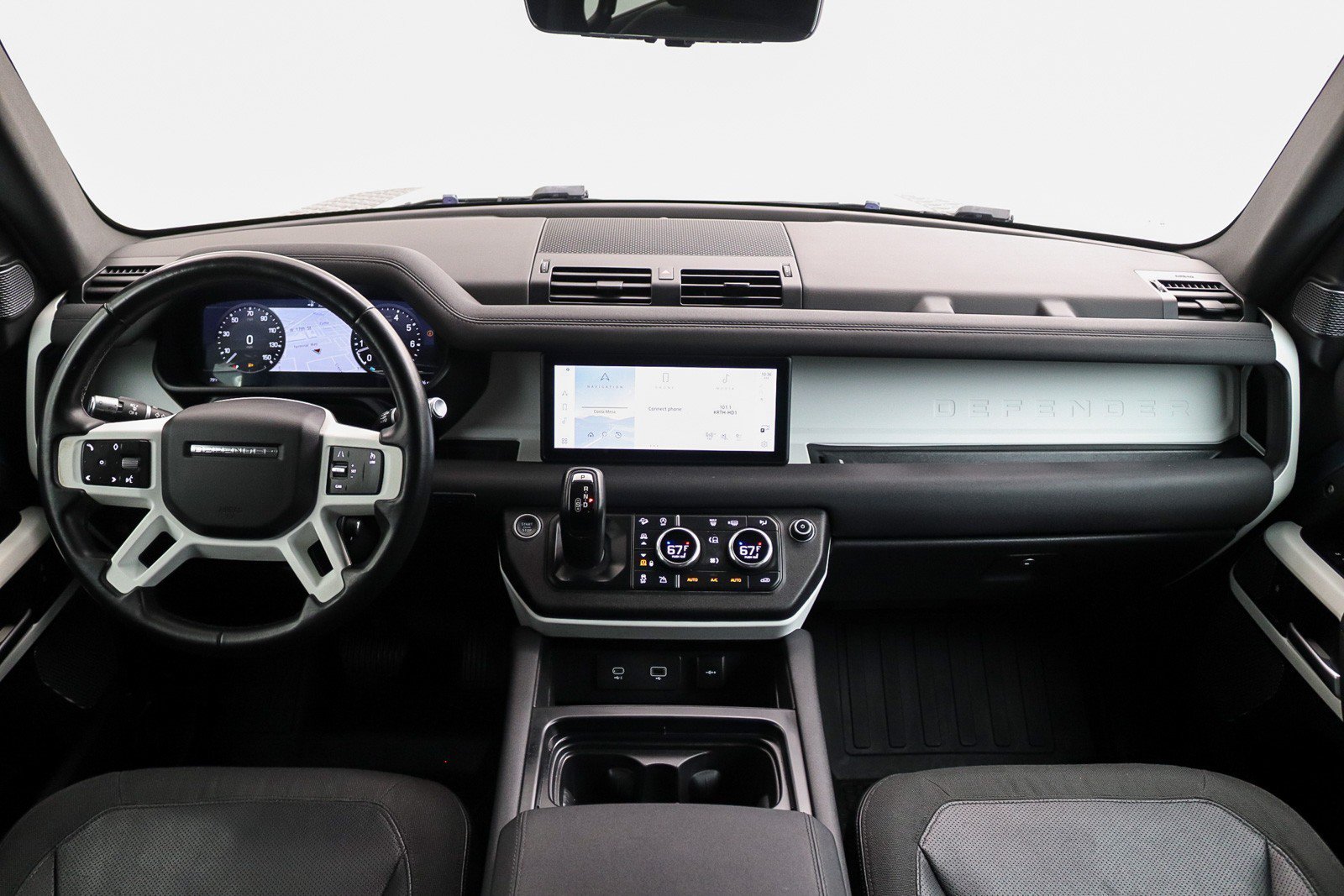 Used 2020 Land Rover Defender 110 SE AWD/4WD image 27