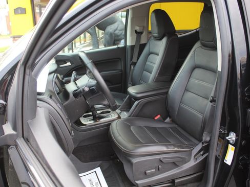 Used 2018 GMC Canyon Denali w/ LPO, Gearon Bar Package image 13