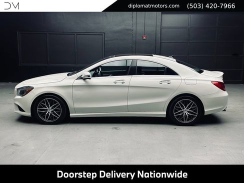 Used 2016 Mercedes-Benz CLA 250 4MATIC image 4