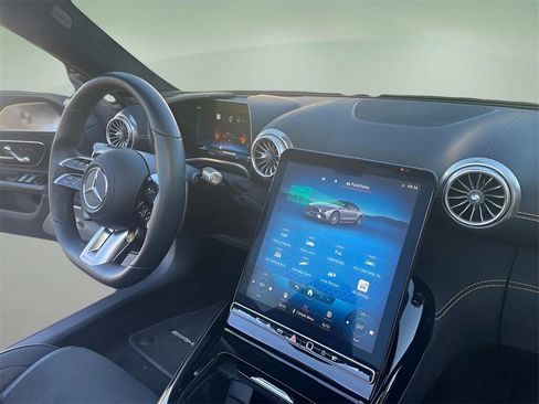 Used 2022 Mercedes-Benz SL 63 AMG 4MATIC w/ AMG Aerodynamic Package image 35