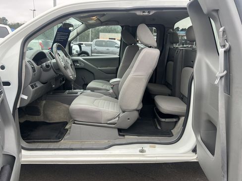 Used 2017 Nissan Frontier S w/ S Work Truck Package image 16